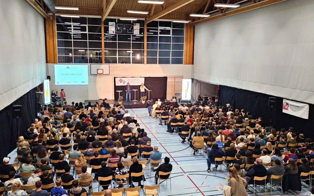 Anlass Üsi Schuel, üses Gwärb