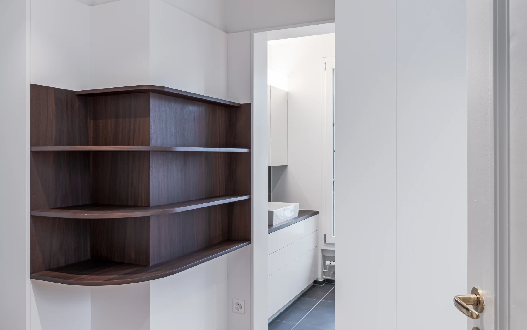 Dekoratives Eckelement.